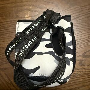 HydroJug Camouflage  Bag